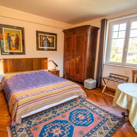 Domaine Du Pressoir Bed & Breakfast Ambilly