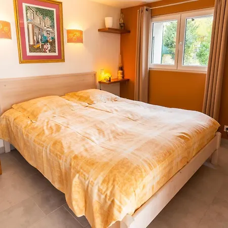 Bed & Breakfast Domaine Du Pressoir