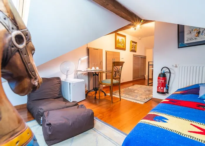 Domaine Du Pressoir Bed & Breakfast 3*