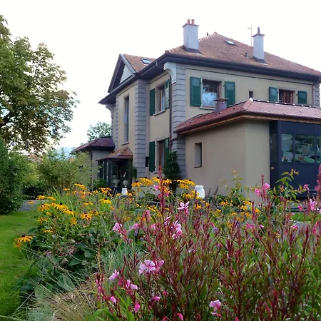 Domaine Du Pressoir Bed & Breakfast Ambilly