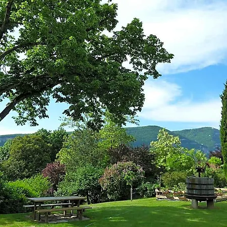 Domaine Du Pressoir Bed & Breakfast 3*