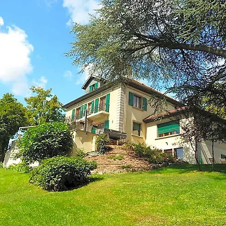 Domaine Du Pressoir Bed & Breakfast
